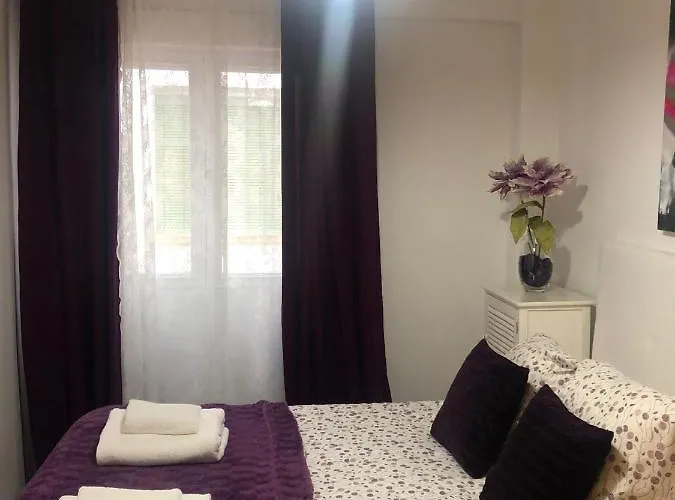 En La Sierra Ii 아레나스 데 산 페드로